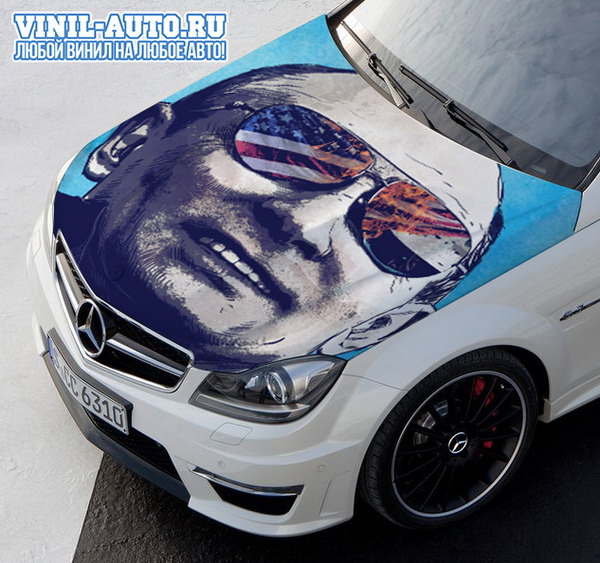 Винилография на капот - Go Hard Like Putin Car